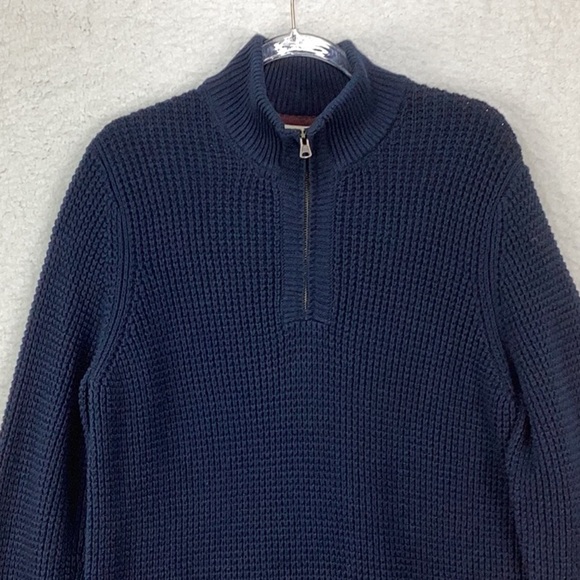 NWT L.L. Bean Mens Size Med. Tall Waffle Knit Sweater. Navy Blue. - Picture 3 of 8